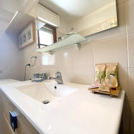 Modern In - 50 M² With Balcony * Vercelli