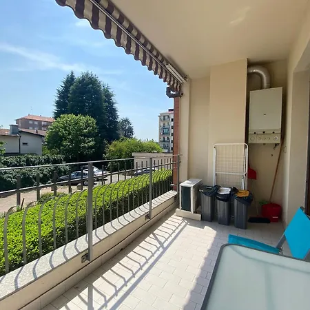 Modern In - 50 M² With Balcony Lejlighed